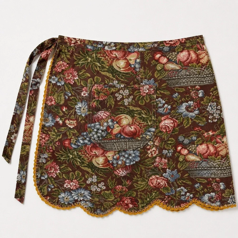 Vtg Floral Fruit Basket Half Apron‎ Scalloped Crochet Cottagecore Brown Prairie